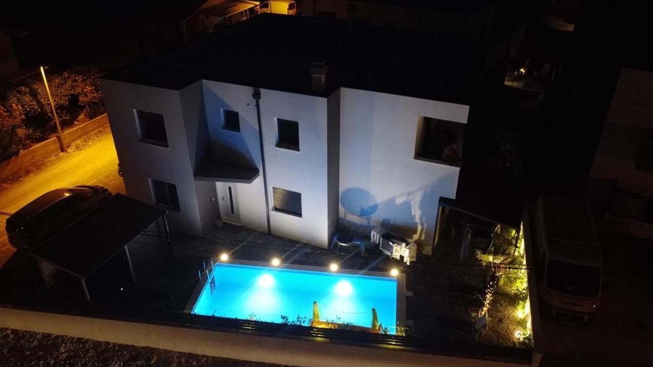 Luxury Lukas Apartment *