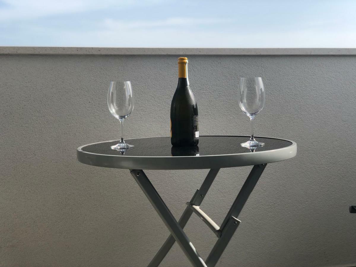 Luxury Lukas Apartment *